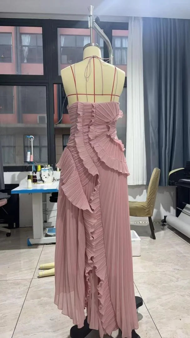 Elegant Purple Halter A Line Prom Gowns Ruffles Tiered Backless.